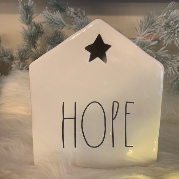 Rae dunn hope house block with star. - Picture 2 of 2